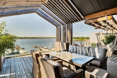 Image de Arcachon - Aiguillon - T5 Charmant avec Terrasse, Parking Sécurisé et WiFi
