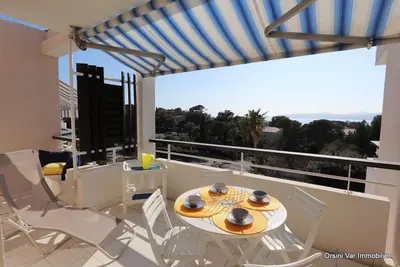 Image de Très belle vue mer pour ce logement climatisé classé 3*, piscine et garage privé