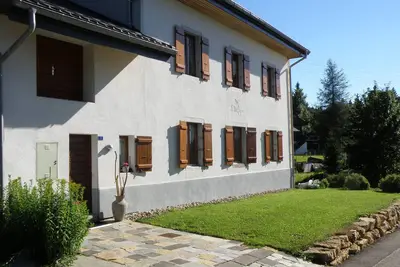 Image de A 3min Des Rousses, Grand gîte jusqu'à 20 personnes - Le Nid Joyeux La Cure/Ch
