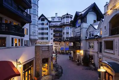 Image de Luxury 2br Arrabelle residence - ski in/ski out in Lionshead, rooftop pool & spa