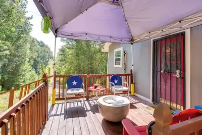 Image de Secluded Avinger Cabin < 1 Mi to Lake O' The Pines