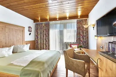Single room beech, 18 sqm, max. 2 persons