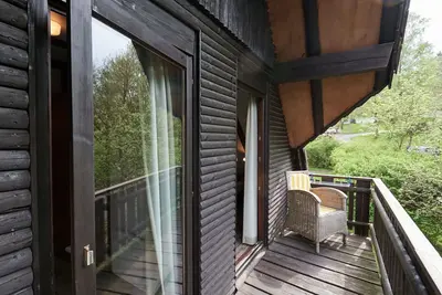 Confortable appartement dans une maison de vacances avec Wifi, Tv, patio et animaux admis