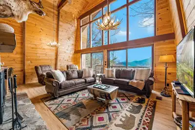 Image de Luxury Cabin-Stunning view & Cabin amenities-2. 5 mi to Gatlinburg
