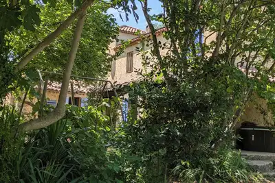 Image de 3 villas/piscine Idéal pour   familles ou Groupe  à correns 1village bio]