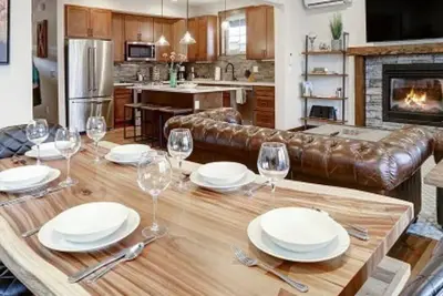 Image de Great Location Near Pool with Suncadia Pool Access