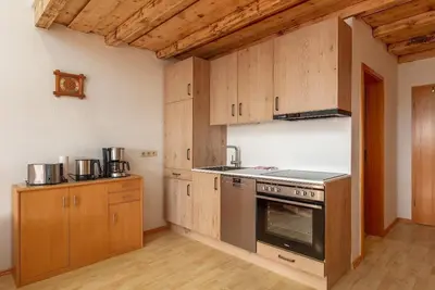 Image de Cozy apartment (50sqm) with south-facing balcony and infrared sauna (for shared use)