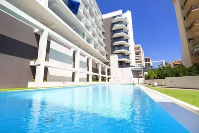 Image de Joli appartement pour 5 personnes avec climatisation, piscine, Wifi, Tv, terrasse et parking