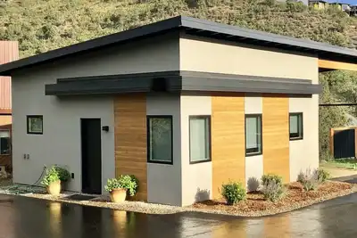 Image de New Galaxyland Modern Guest House in Durango