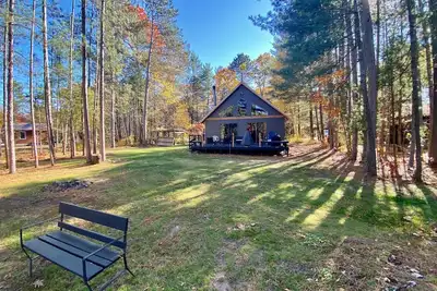 Image de Waterfront Home On Beautiful Lower Post Lake