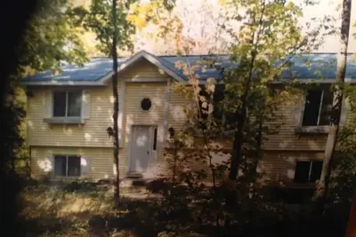 Image de Large Lake Front Home - Lake Lucerne in the Northwoods