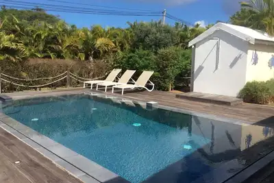 Image de Agréable Villa type \"Créole\" 4**** avec Piscine privée à débordement