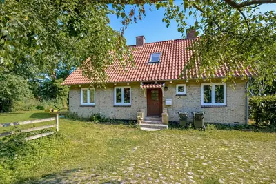 Image de Belle maison à Rønde avec cuisine
