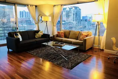 Image de Stunning Views On Riverwalk Wow Factor 1br 2ba