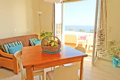 Image de Appartement de deux pièces à 50 mètres de la mer et à 7 km de Sanremo