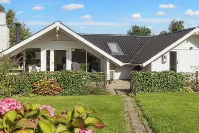 Image de 8 Person Holiday Home in Hejls-by Traum