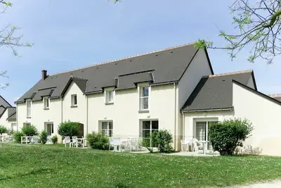 Image de Agréable appartement dans une maison de vacances avec piscine, Wifi, Tv, terrasse et animaux admis