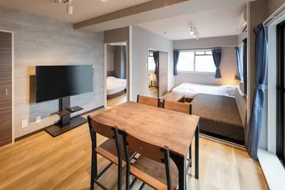 Image de Apartment Type C double bed x 1 single bed x 2  - 10c / Osaka Ōsaka