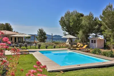 Image de Appartement vue colline, piscine