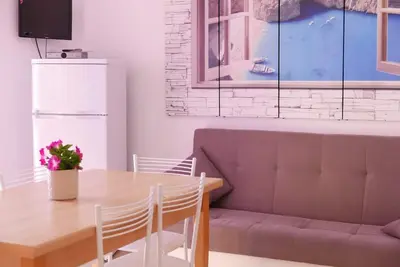 Image de Boschetto two-room flat with air conditioning a few steps away from the beach