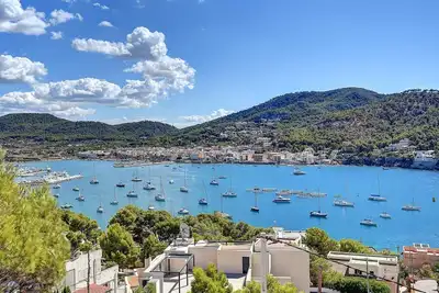 Image de Private Detached Villa, sea and port view, several terraces, South facing