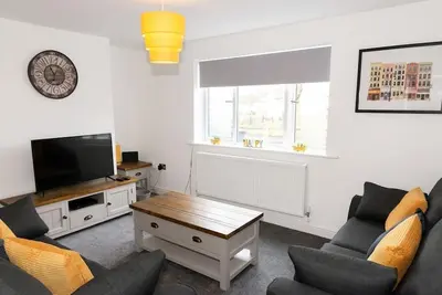 Image de Pretty 2 Bedroom House - Great Location & Parking