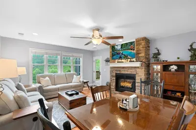 Image de Evergreens 721-  Mountain Condo, Gated Resort, Indoor/Outdoor Pools & Hot Tub