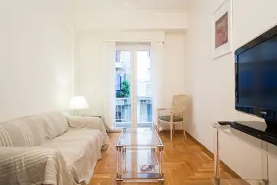 Image de Flat in central Athens, Pangrati district