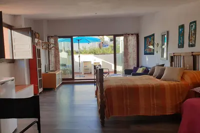 Image de Rooftop studio located between the beach in Cambrils and the Priorat wine district