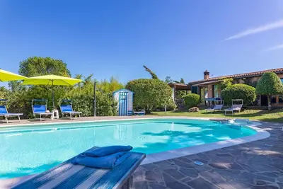 Image de lovely ground floor cottage, sleeps 6 set in a tranquil, private and panoramic position – completely