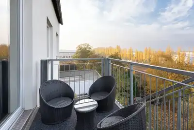 Image de 115 Sqm & 4 Rooms - Design Apartment by Bensimon (6)