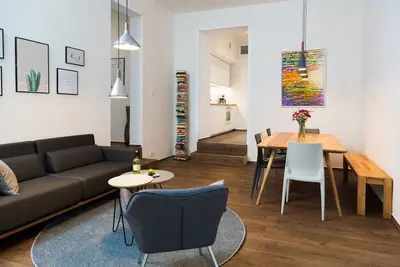 Image de 4-Room Design Apartment by Bensimon (7)