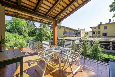 Image de Belle maison de vacances privée pour 5 personnes avec climatisation, Wifi, Tv, patio et parking