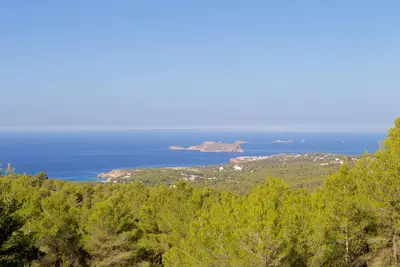 Image de Ultimate 4 Bedroom Villa with Beautiful Sunset Views, Ibiza Villa 1046