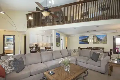 Image de Large Penthouse Condo Unit with Views of Vail Mountain