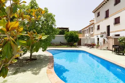 Image de Complexe de 3 appartements avec piscine