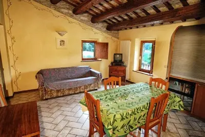 Image de Yellow Apartment in farmhouse Elgatarel