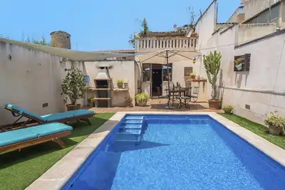 Image de Maison de vacances privée avec climatisation, piscine privée, Wifi, Tv, terrasse, parking