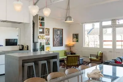 Image de Framery Loft - Eclectic and colourful apartment in the heart of London