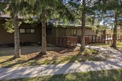 Image de Rustic Lodge near Lake Superior