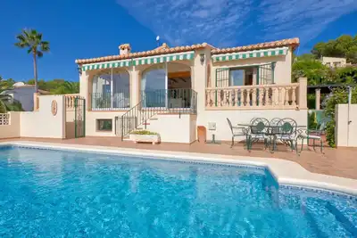 Image de Merveilleuse maison de vacances privée avec piscine privée, Wifi, climatisation, Tv et terrasse
