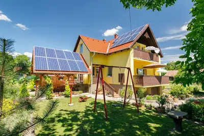 Image de Confortable appartement pour 4 personnes avec Wifi, climatisation, Tv, terrasse et parking
