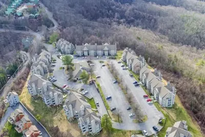 3 Bdrm, 2 Bath Condo in the Summit of Gatlinburg