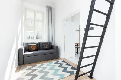 Image de Jerozolimskie 85 | Comfortable Apartment | 5 Guests