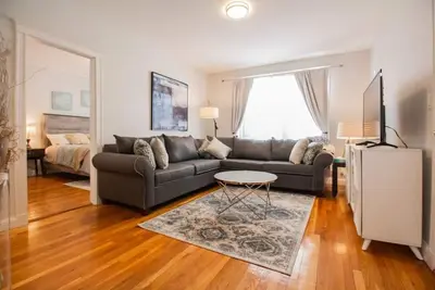 Image de Renovated 2Bed, 0. 5 mile to Longwood Med Hospitals
