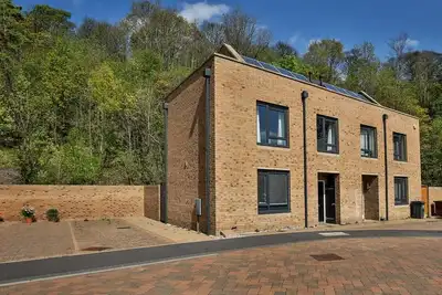 Image de Deep Cleaned - Stunning City Centre House! Parking