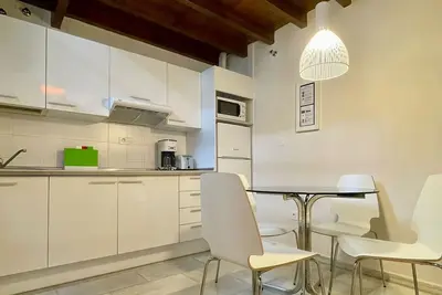 Image de Beautiful apartment located in the old town, in front of the Alhambra.