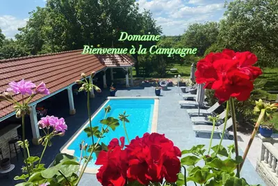 Image de Gîte de groupe 4★ avec piscine, spa et sauna, ideal familles et groupes d'amis
