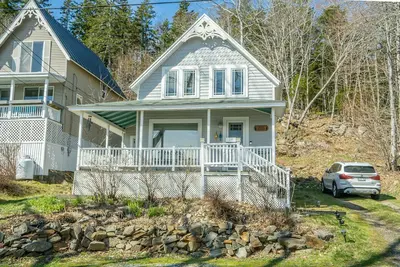 Image de Isle View Cottage with access to the private beach