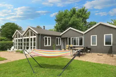 Image de 6 Person Holiday Home in Nysted-by Traum